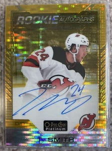 20-21 O-Pee-Chee Platinum Ty Smith RC AUTO oro sísmico/25 NJ Devils🔥🔥 - Imagen 1 de 2