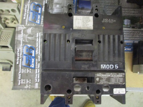 GE TJK636F000 Interruttore Stampato 500A - Surplus Nuovo - TJK636500