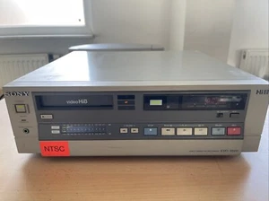 Sony EVO-9500 NTSC Video8 Hi8 - Videorecorder - vom Händler - Picture 1 of 9