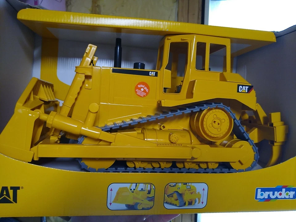 1/16 CAT Bulldozer By Bruder 02424 - Image 1 of 1