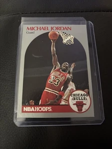 1990 NBA Hoops Michael Jordan #65 - Picture 1 of 2