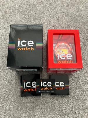 Reloj Ice World Spain Edition esfera dos tonos silicona correa roja unisex 48 mm en caja Foto 1 de 4