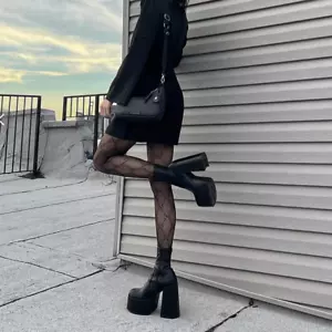 Steve Madden Cobra leather chunky heeled boots Size 8.5 black platform 70’s - Picture 1 of 14