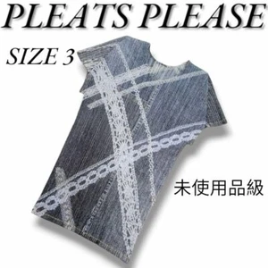 PLEATS PLEASE by ISSEY MIYAKE Women's Denim Transfer Lace Print Short Sleeve Top - Picture 1 of 10
