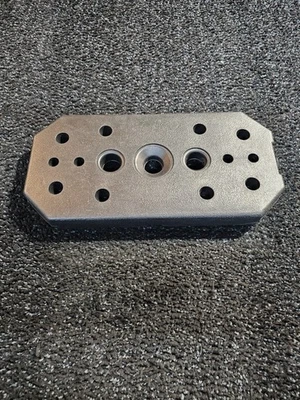 Placa de peso rectangular de vinilo 10 libras 14,5" L x 7" apilable, negra Foto 1 de 4