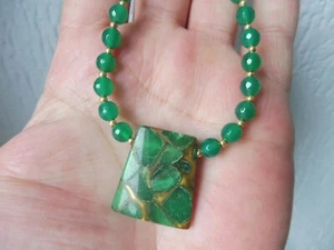 Bellissima collana con ciondolo, collier, pietre verdi, argento 925 placcato oro  - Foto 1 di 6