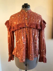Blusa pradera floral manga 3/4 encaje Free People talla mediana - Imagen 1 de 6