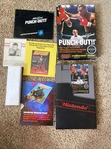 Mike Tyson's Punch-Out!! Nintendo NES completo di scatola CIB con lettera OTTIME CONDIZIONI! - Foto 1 di 24