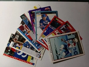SET OF 10 +2 (BONUS) RANDOM HOCKEY PLAYERS CARDS. 12 CARDS TOTAL - Picture 1 of 2
