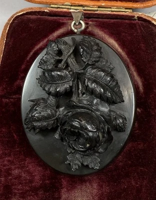 Antiker 19. Jh. Kettenanhänger ebonisiertes Holz ? Rose Blumen Victorian - Bild 1 von 4
