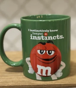 Taza M&M's Roja Verde M&M NUEVA “Instintivamente sé que tengo grandes instintos” 2024 - Imagen 1 de 6