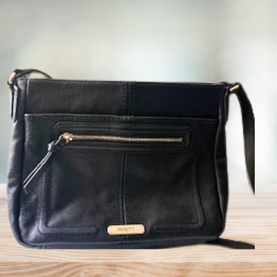 Bandolera Rosetti Negra Muy Espaciosa con Correa Ajustable Excelente Estado Foto 1 de 4