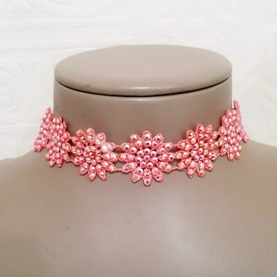 Collar gargantilla Amrita Singh para mujer rosa encaje estrás nuevo con etiquetas Foto 1 de 3