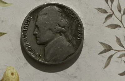 1941 Nickel No Mint Mark With Error, Collectors Coin 5c - Image 1 of 3