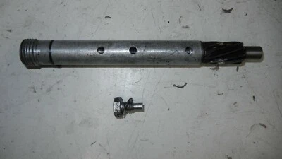 Suzuki RV125 RV 125 1973 tacómetro transmisión eje manguito montaje Foto 1 de 4