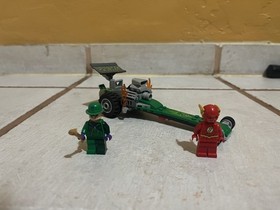 LEGO DC Comics Super Heroes: Batman: the Riddler Chase (76012) Used