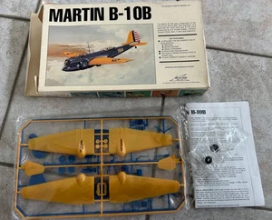 WILLIAM BROS. 1/72  72-210 MARTIN B-10B stampate sigillate perfetto e molto raro - Foto 1 di 1