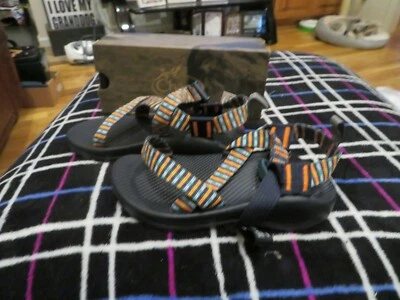 Sandalias Ecotread ZX1 Tartán Multi Chaco ZX1 para niñas pequeñas, 11 nuevas con etiquetas Foto 1 de 3