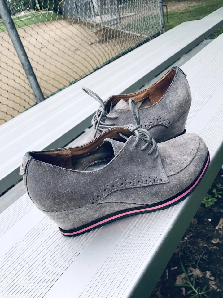 Women’s Shoes Issac Mizrahi Suede Wedge Size 6.5 Gray Retail $190 - Image 1 of 4