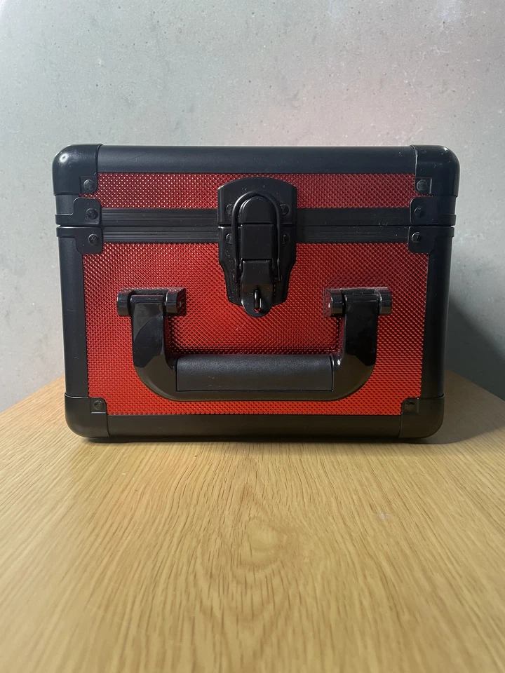 Case Kingdom 2 Row Slab Case sports and trading card protective case - Image 1 of 4