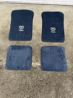 Juego de 4 alfombrillas delanteras y traseras para Cadillac Deville 1994-1999 OEM Foto 1 de 4