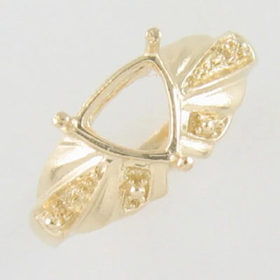 VINTAGE PRE-NOTCHED 7MM TRILLION SOLITAIRE RING IN 10K YELLOW GOLD CR5019-10KY - Image 1 of 4