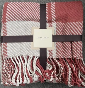 New Laura Ashley Dylan Terracotta Throw 150 x 200cm - Picture 1 of 4