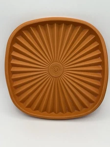 Vintage Tupperware Replacement Lid Starburst Servalier Orange Sq 7 3/8" 839-16 - Picture 1 of 4