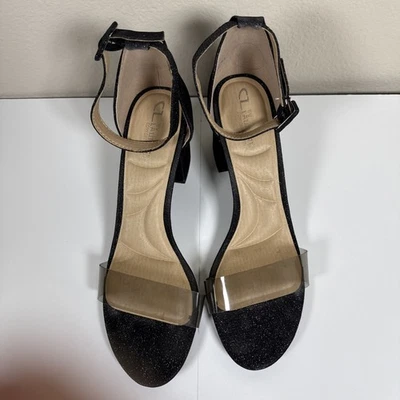 Zapatos de tacón grueso CL by Laundry para mujer negros brillantes punta abierta correa en el tobillo 9,5 M Foto 1 de 4