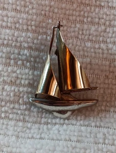 VINTAGE massive 14K GOLD KINETISCHE SEGEL STERLING SEGELBOOT ANSTECKNADEL BROSCHE ANHÄNGER - Bild 1 von 9