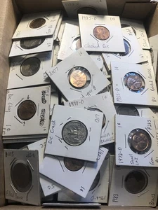 Errori minori da 3 libbre, mutilati, stranezze sulle monete USA. Oltre 200 monete. Lotto 1 - Foto 1 di 17
