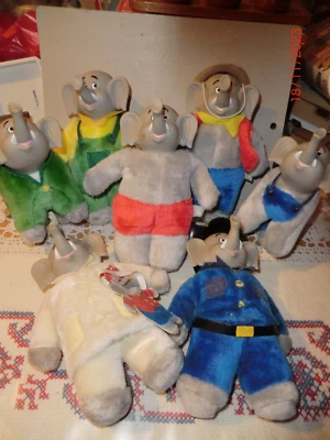 Sammelfiguren Benjamin Blümchen Figuren Plüsch Gummi ca 14 cm Sammler Liebhaber - Bild 1 von 4