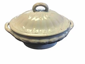 Antique White Ironstone Covered Vegetable Dish - Picture 1 of 8