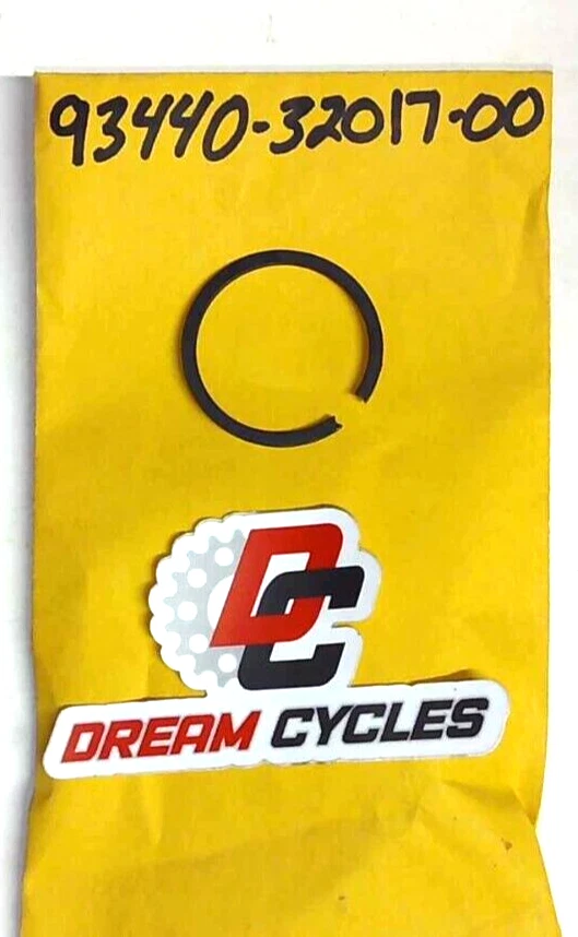 NOS Yamaha Outer Circlip 1971 JT1 1978-1979 YZ250 YZ400 93440-32017-00 FAST SHIP - Image 1 of 1
