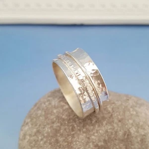 925 Sterling Silver Hammer Handmade women Two Tone Spinner Ring All Size SH33 - Picture 1 of 4