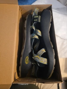 Chqco Z2 Classic Sandal NIB Mens Size 11 - Picture 1 of 6