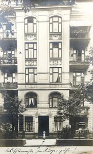 Vtg. Picture Postcard ~ Photograph Of A Building In Hamburg, Germany. #-7538 - Picture 1 of 11