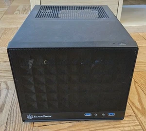 SilverStone SG13 Mini-ITX Computer Case Used - Photo 1/10