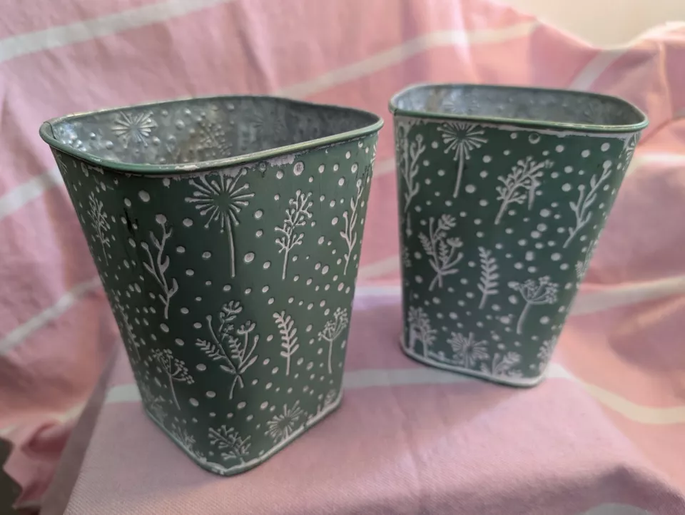 galvanized metal planter country stamped green white floral container farmhouse  - Image 1 of 4