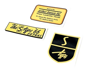 JUEGO DE 3 CALCOMANÍAS ADHESIVAS LAMBRETTA ARTHUR FRANCIS LTD DISTRIBUIDORES DORADOS Y NEGROS - Imagen 1 de 5