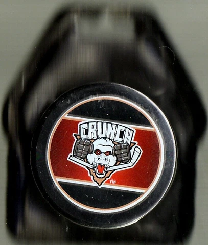 AHL RETRO SYRACUSE CRUNCH 2010-2012 Souvenir PUCK in package Cover