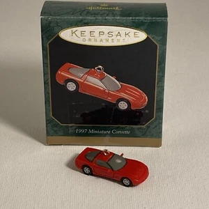Hallmark 1997 Miniatur Chevy Corvette Andenken Weihnachtsschmuck schneller Versand - Bild 1 von 10