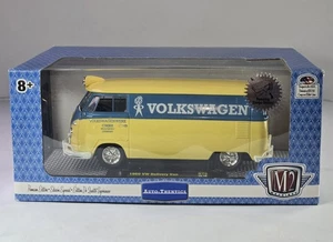 1960  VW VOLKSWAGEN DELIVERY VAN AUTO-THENTICS 1:24 M2 MACHINES VW PANEL BUS - Picture 1 of 6