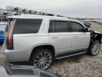 Front Drive Shaft Fits 15-20 ESCALADE 11445321 - Image 1 of 4