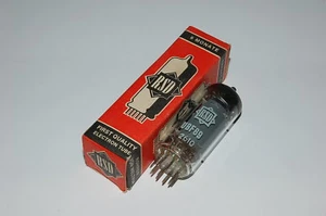 UBF89 – NOS- 1x RSD Röhre-Tube-Valve Diode-Pentode (=19FL8, ~19DC8) - Picture 1 of 1
