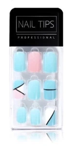 PRESS ON NAILS SHORT blu e rosa con accento geometrico - Foto 1 di 1