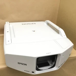 Epson Business Projector EB-Z8350W 8500 lumens, Remote control,operation checked - Picture 1 of 8