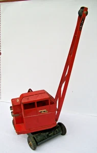 TRI-Ang Hornby altes Blech-Spielzeug - JONES-KRAN - Blechmodell für BASTLER - Picture 1 of 7