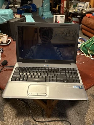 HP G60 Retro Gaming Laptop Pentium D 2.50GHz 3GB RAM 250GB HDD (Windows 7) - Image 1 of 4