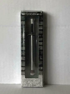 Urban Decay Jon Snow's Longclaw Large Eyeshadow Brush - Picture 1 of 1